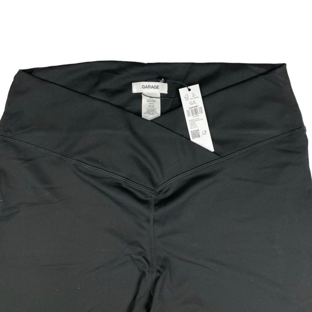 SOLD OUT: NWT GARAGE active legging | size L